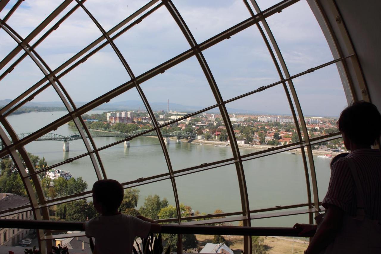 Hotel Adalbert Szent György Ház Esztergom Exterior foto